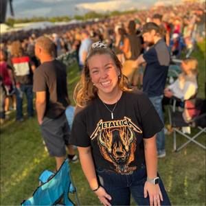 Meet your Posher, Alexandra